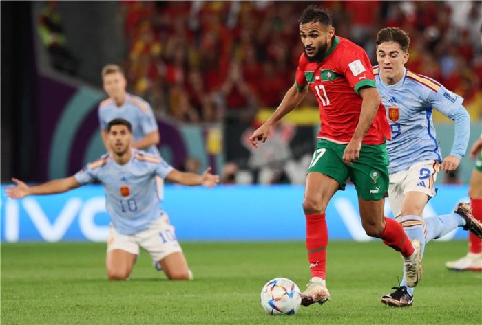تأهل المنتخب المغربي لربع نهائي كأس العالم بعد الفوز على اسبانيا